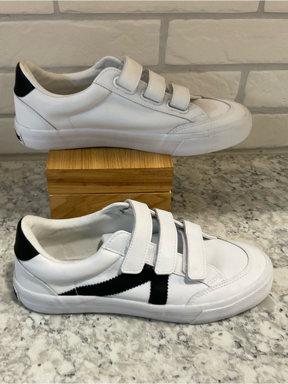 Rachel Zoe White & Black Leather Velcro Tennis Shoes Size 7